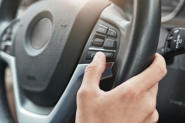Les meilleurs haut-parleurs voiture de 2024 : faites le bon choix !